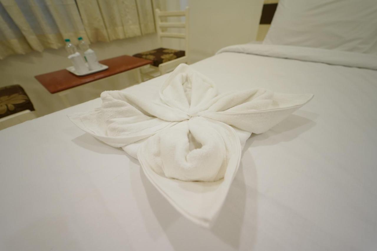 Hotel Palmyra Grand Inn Тірунелвелі Екстер'єр фото