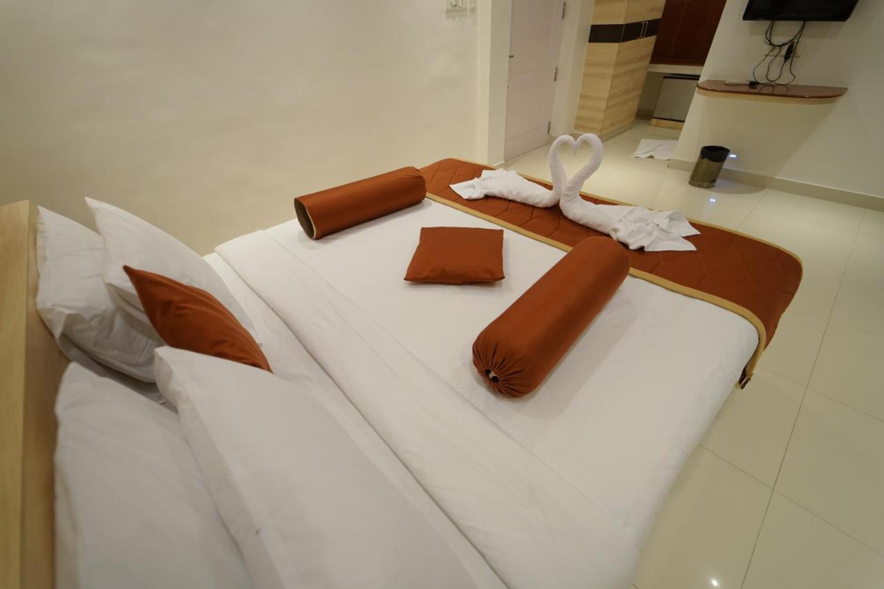 Hotel Palmyra Grand Inn Тірунелвелі Екстер'єр фото