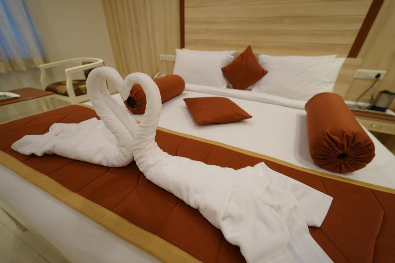 Hotel Palmyra Grand Inn Тірунелвелі Екстер'єр фото